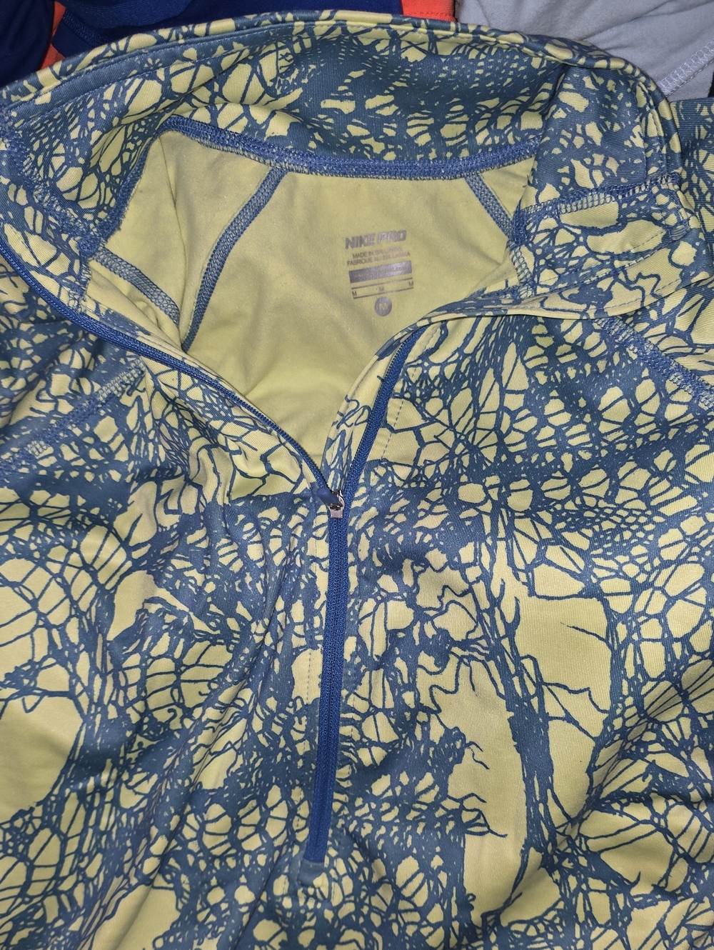 Nike Women’s Yellow & Blue Printed Half-Zip Utility Jacket